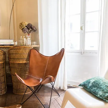 Charming Haussmannien Apt Near Monceau Park Apartment